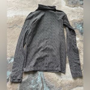 Athleta Layering Turtleneck Long Sleeve Split Hem Gray Women's XS